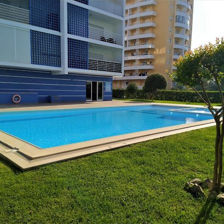 Algarve Beach Vibes Apartment, Wifi, Pool, Ac, Bbq Portimao Exterior photo